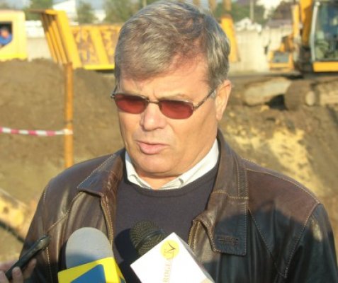 RAJA dă în judecată firma care a spart magistrala de apă de pe bulevardul Aurel Vlaicu